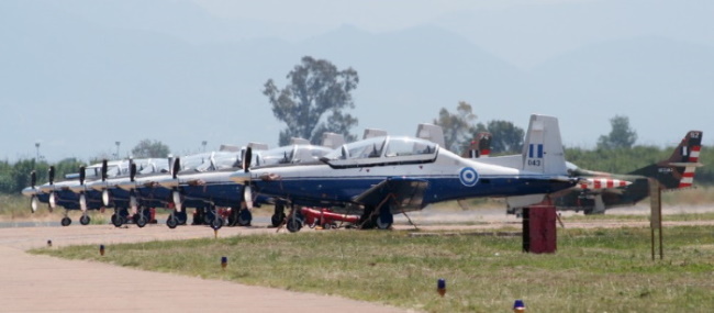 Εκπαιδευτικά αεροσκάφη Τ-6